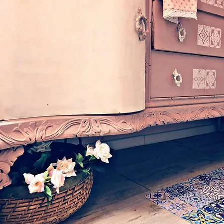 Dimora Chic Bed & Breakfast *